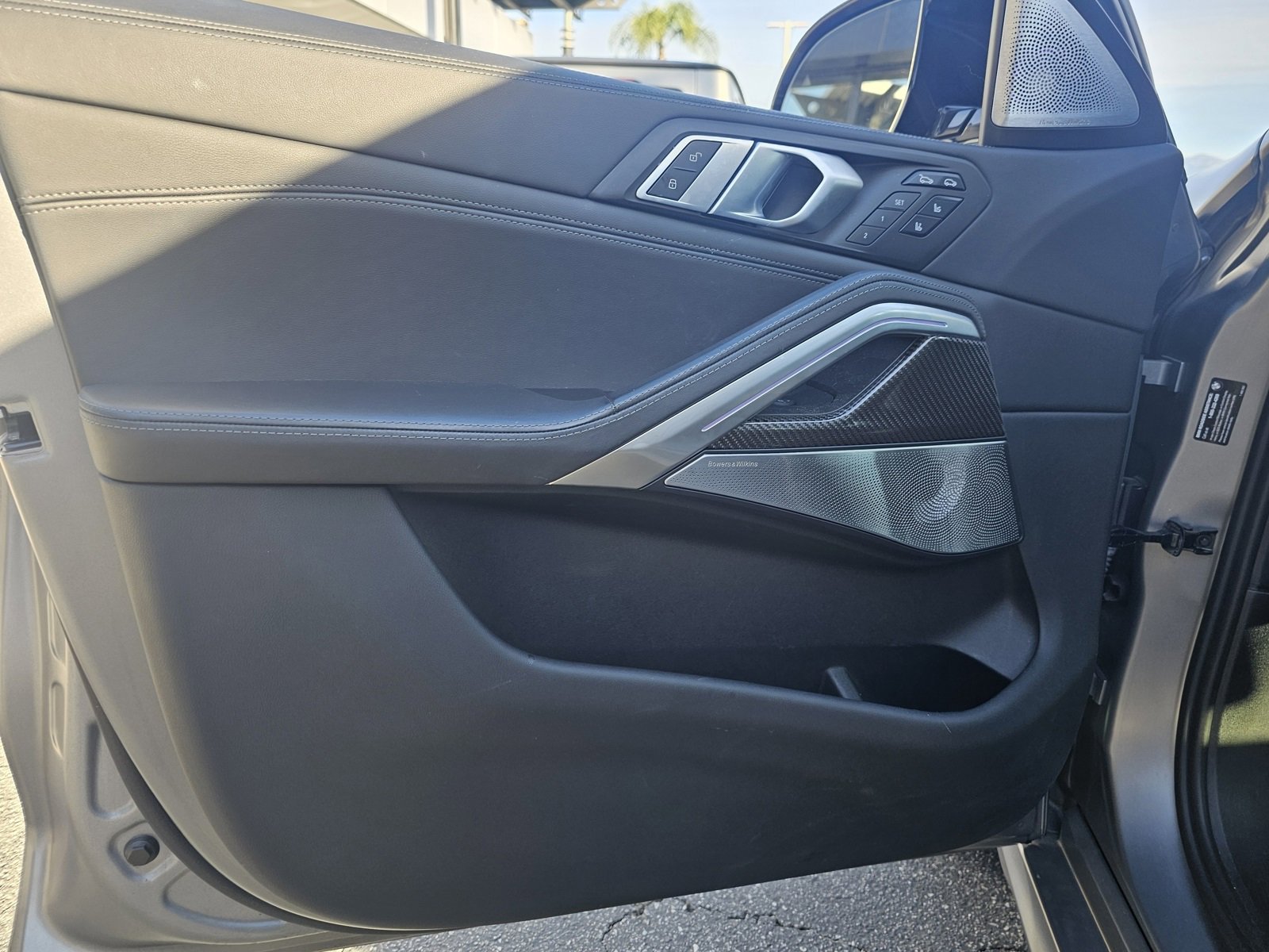 Used 2024 BMW X6 M Competition w/ Executive Package image 11