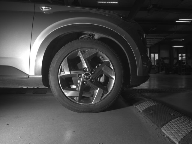 Used 2025 Hyundai Venue SEL FWD image 12