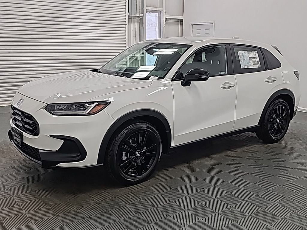 New 2026 Honda HR-V Sport image 4