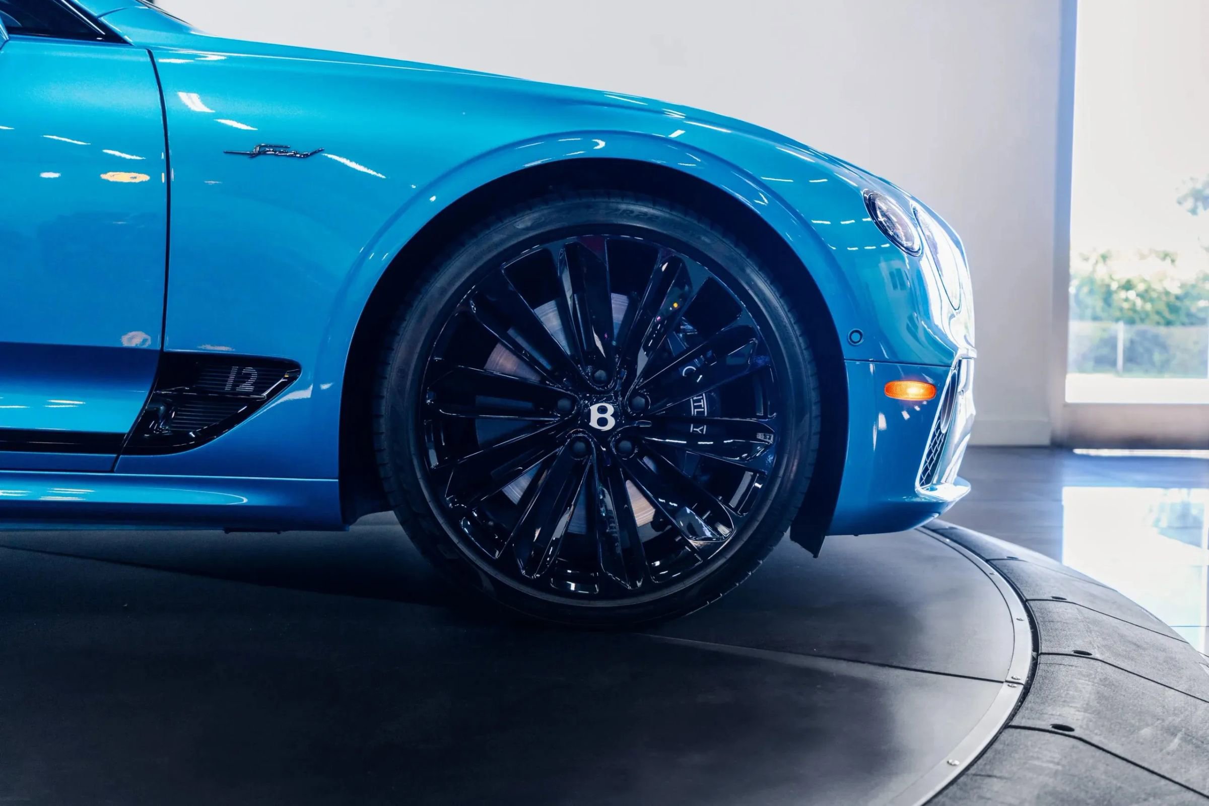 Used 2023 Bentley Continental GT Speed image 21