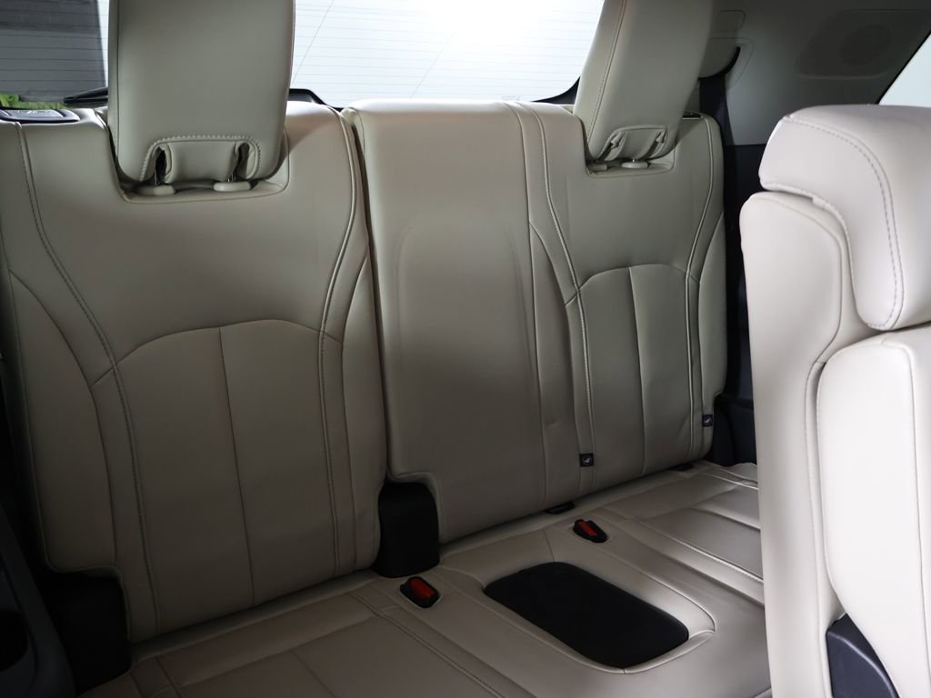 Used 2023 INFINITI QX60 Luxe image 38