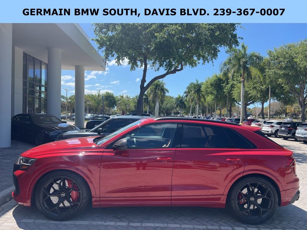 Used 2025 Audi RS Q8 performance image 2