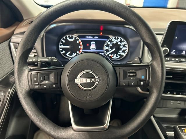 Used 2023 Nissan Rogue SV AWD/4WD image 15