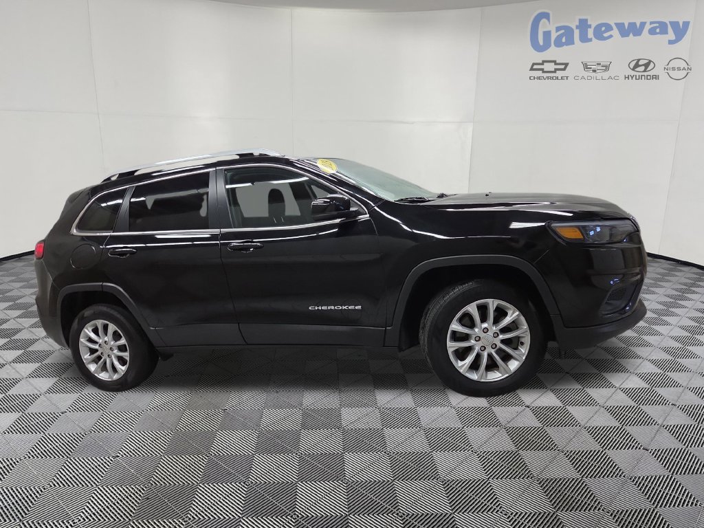 Used 2019 Jeep Cherokee Latitude w/ Cold Weather Group