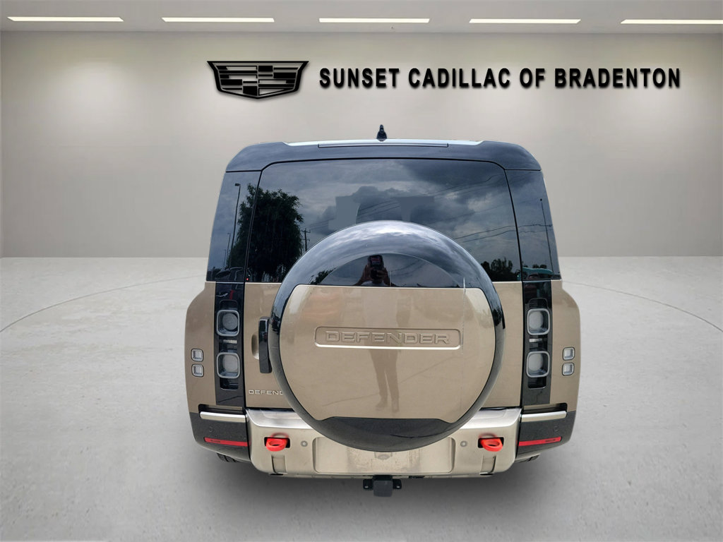 Used 2024 Land Rover Defender 130 X AWD/4WD image 5