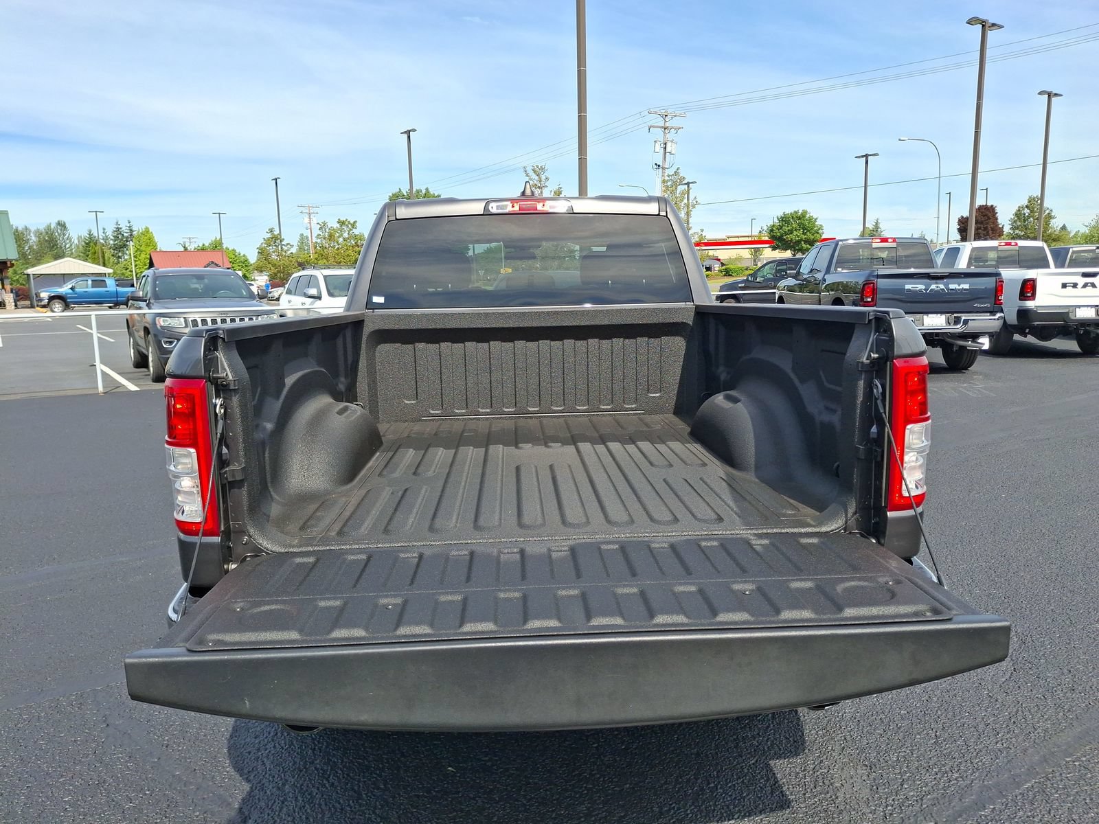 Used 2022 RAM 1500 Big Horn AWD/4WD image 19