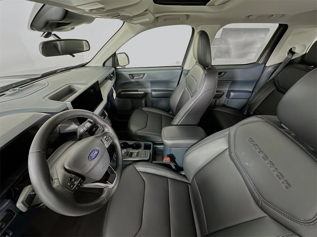 New 2026 Ford Maverick Lariat w/ Black Appearance Package image 11