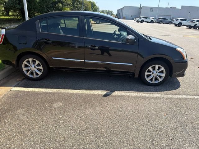 Used 2011 Nissan Sentra 2.0 SL w/ Navigation Pkg FWD image 5