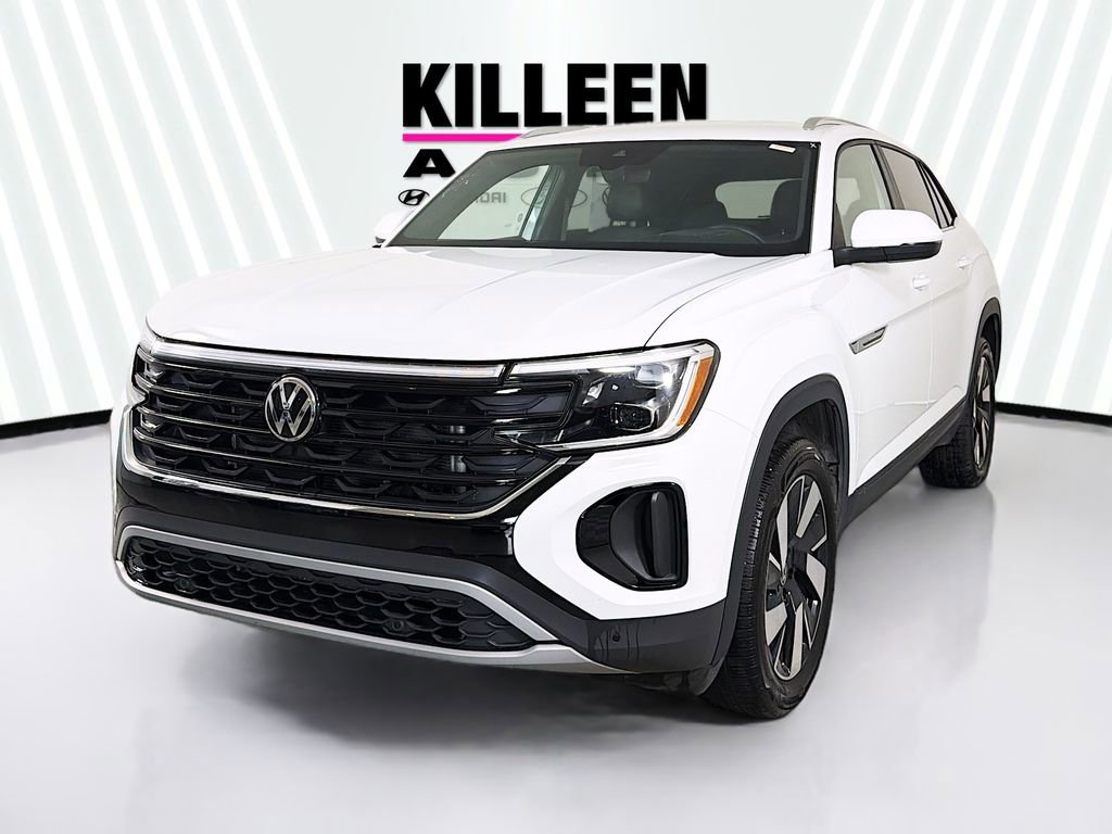 Used 2025 Volkswagen Atlas Cross Sport SE FWD image 3