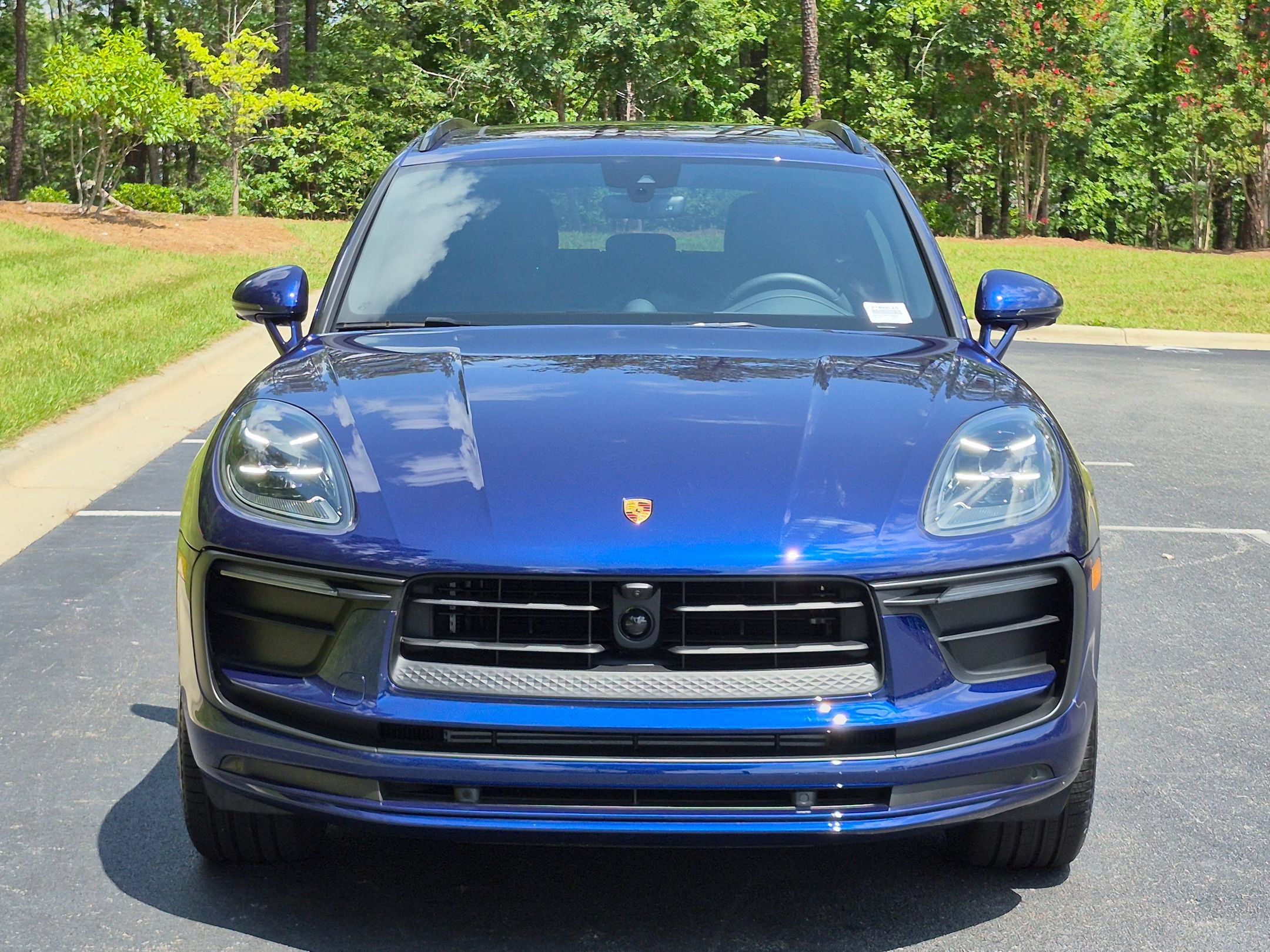 Certified 2026 Porsche Macan AWD/4WD image 34