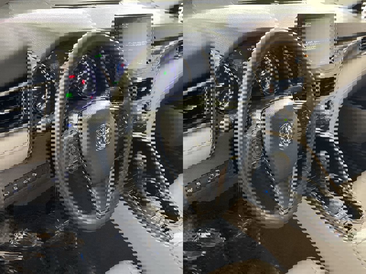 Used 2024 Toyota Camry XSE image 12