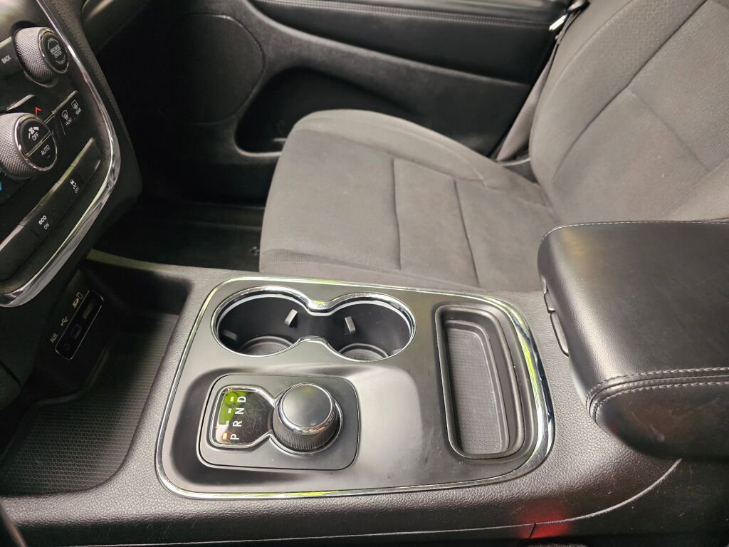 Used 2015 Dodge Durango SXT image 28