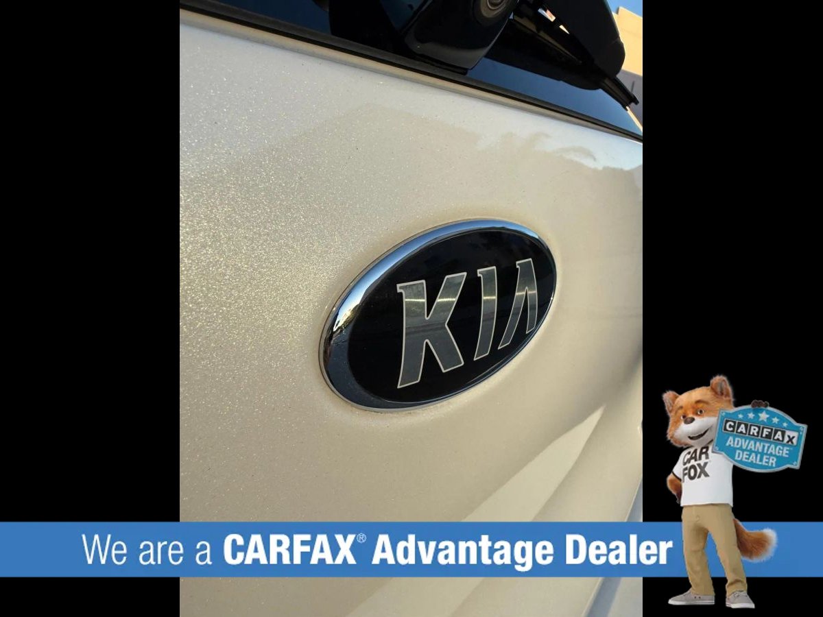 Used 2021 Kia Niro EX Premium FWD image 21
