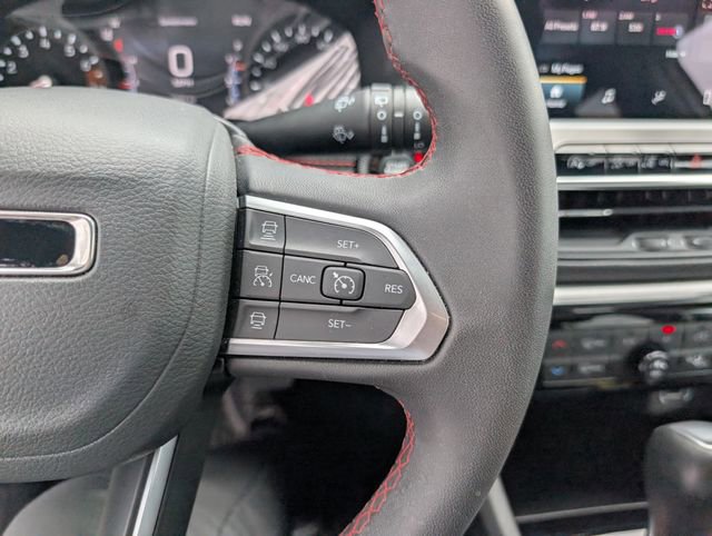 Used 2025 Jeep Compass Trailhawk AWD/4WD image 15