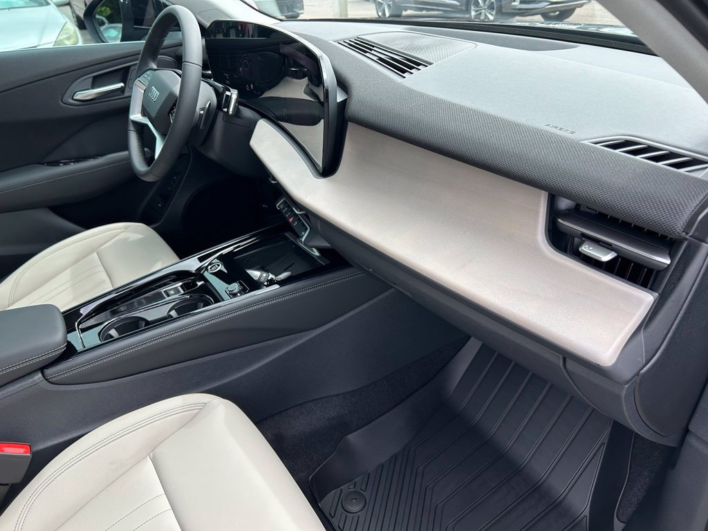 New 2026 Audi Q3 quattro 2.0T AWD/4WD image 41