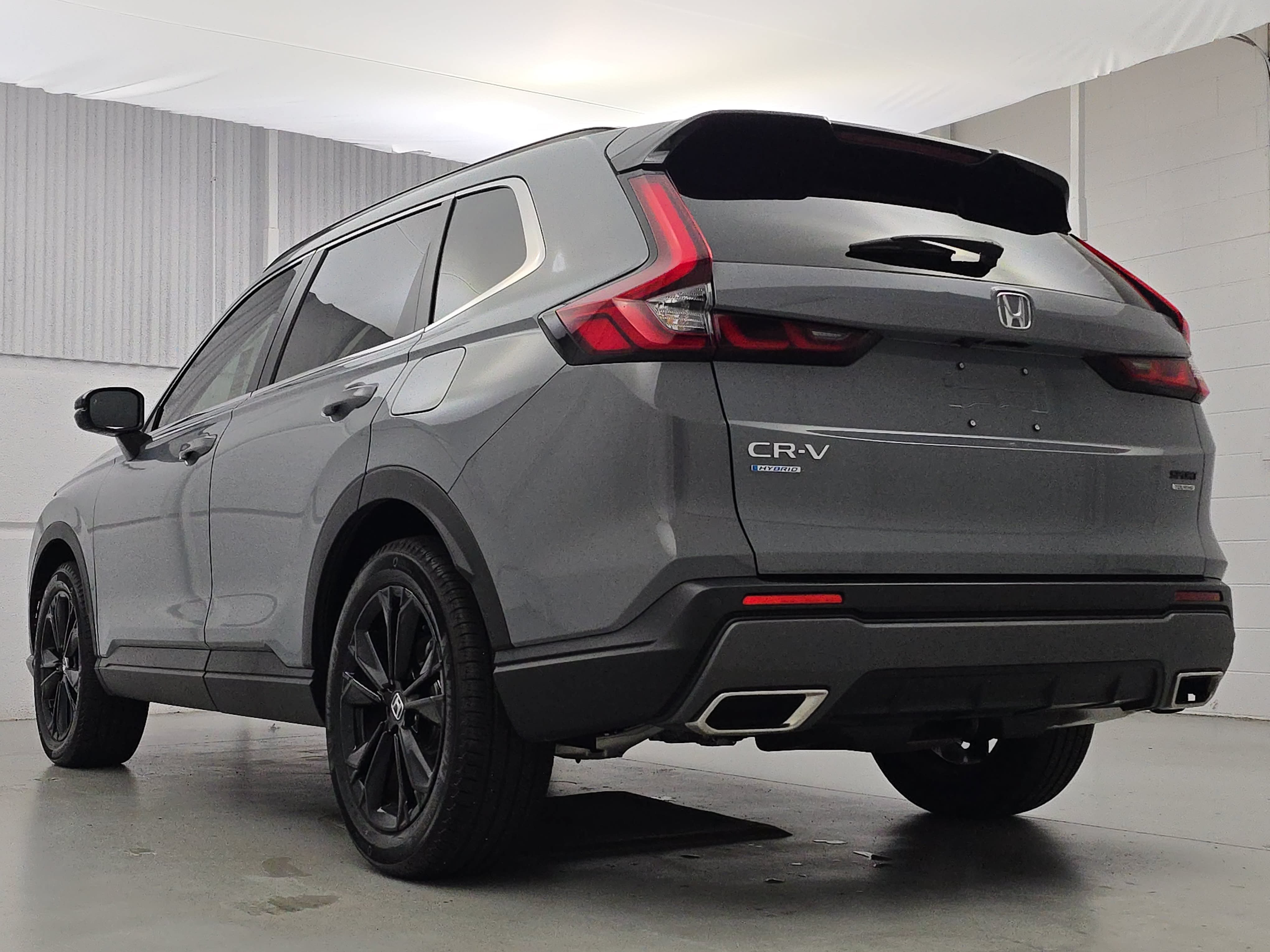 Used 2025 Honda CR-V Sport Touring image 3