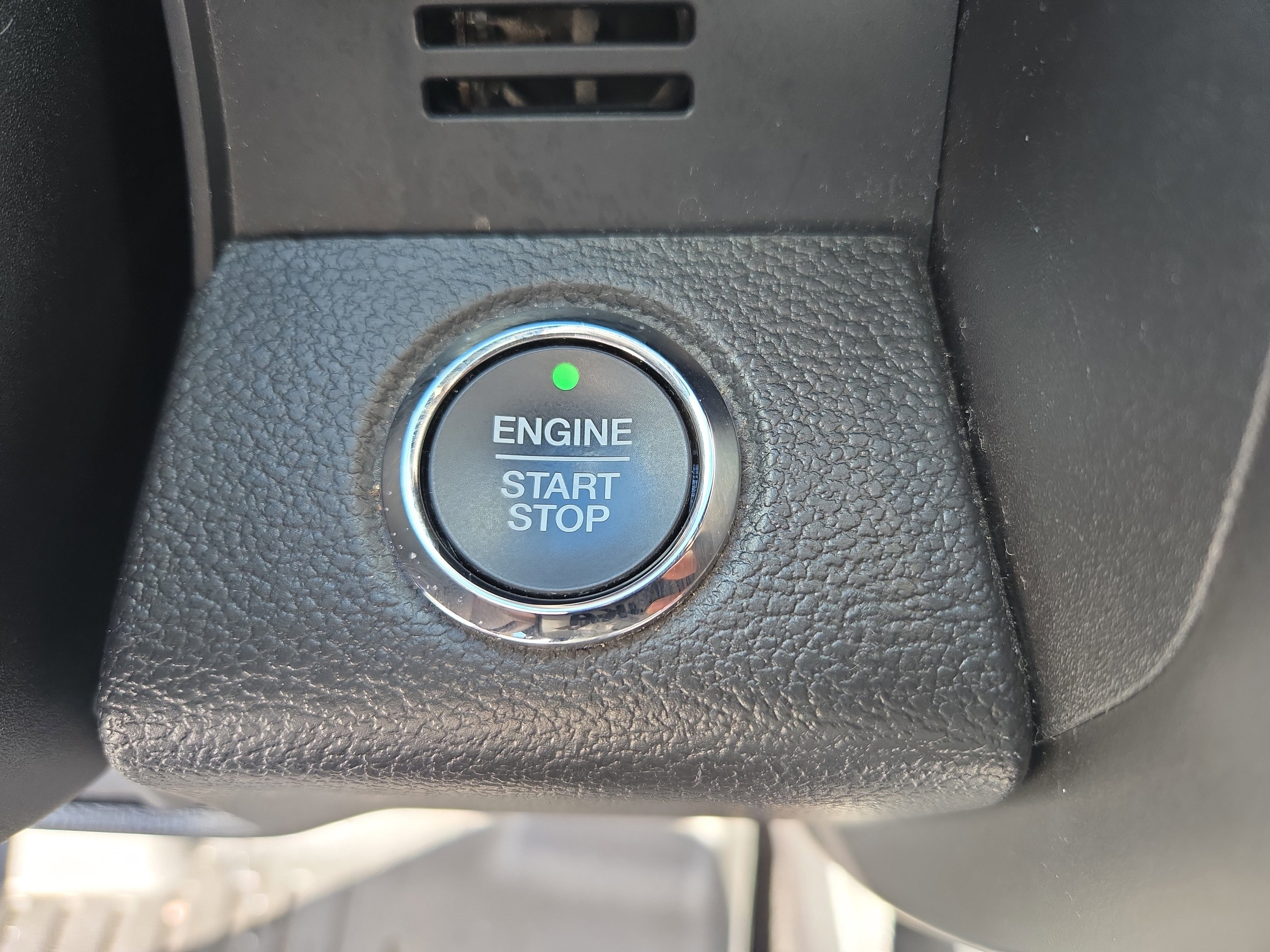 Used 2019 Ford Expedition Limited w/ Equipment Group 303A image 17