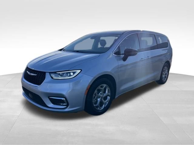 Used 2024 Chrysler Pacifica Limited video 4