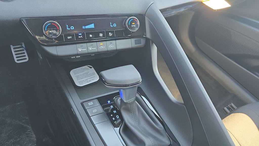 New 2026 Hyundai Elantra Sport FWD image 20