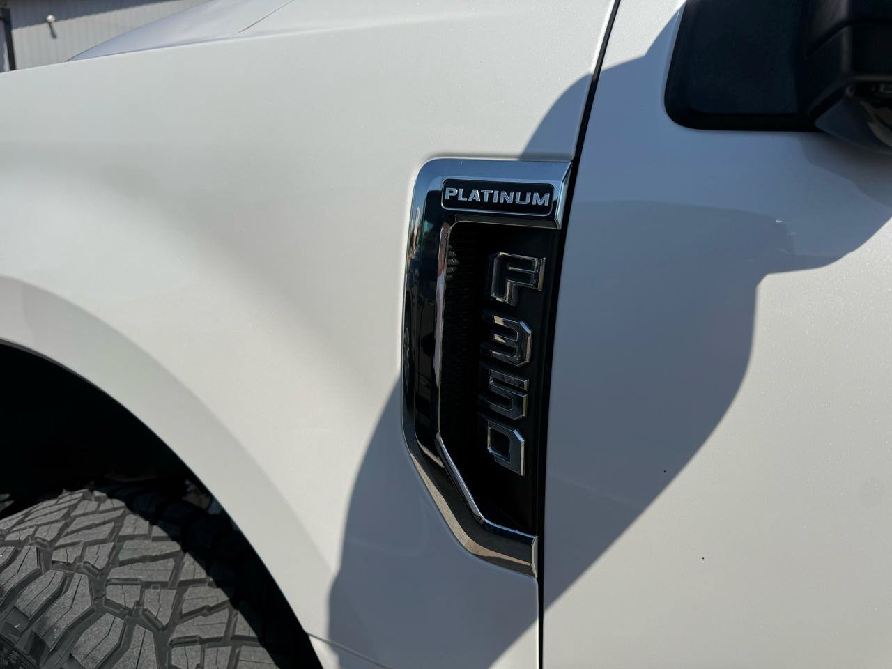 Used 2019 Ford F350 Platinum w/ Platinum Ultimate Package AWD/4WD image 27