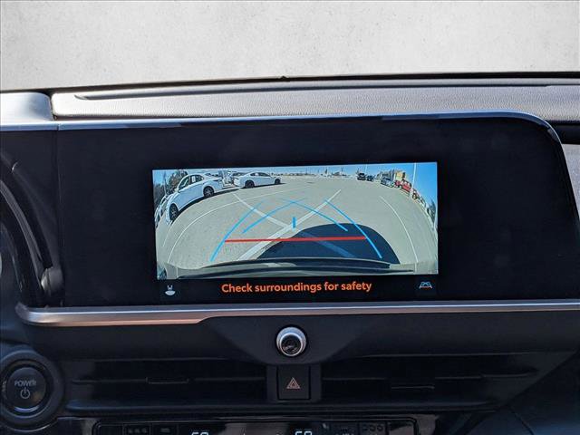 Used 2023 Toyota Crown XLE image 13