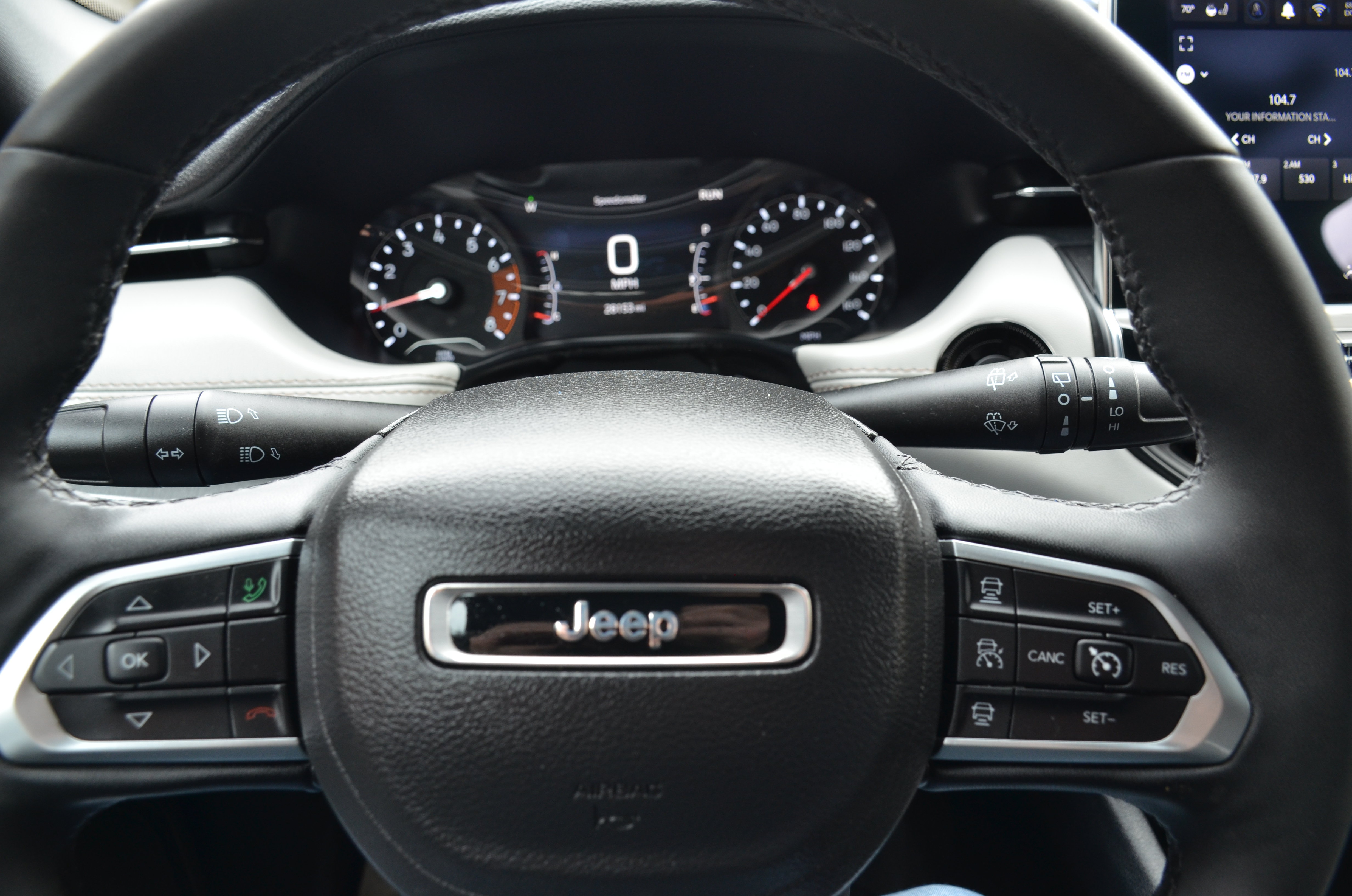 Used 2024 Jeep Compass Limited AWD/4WD image 9