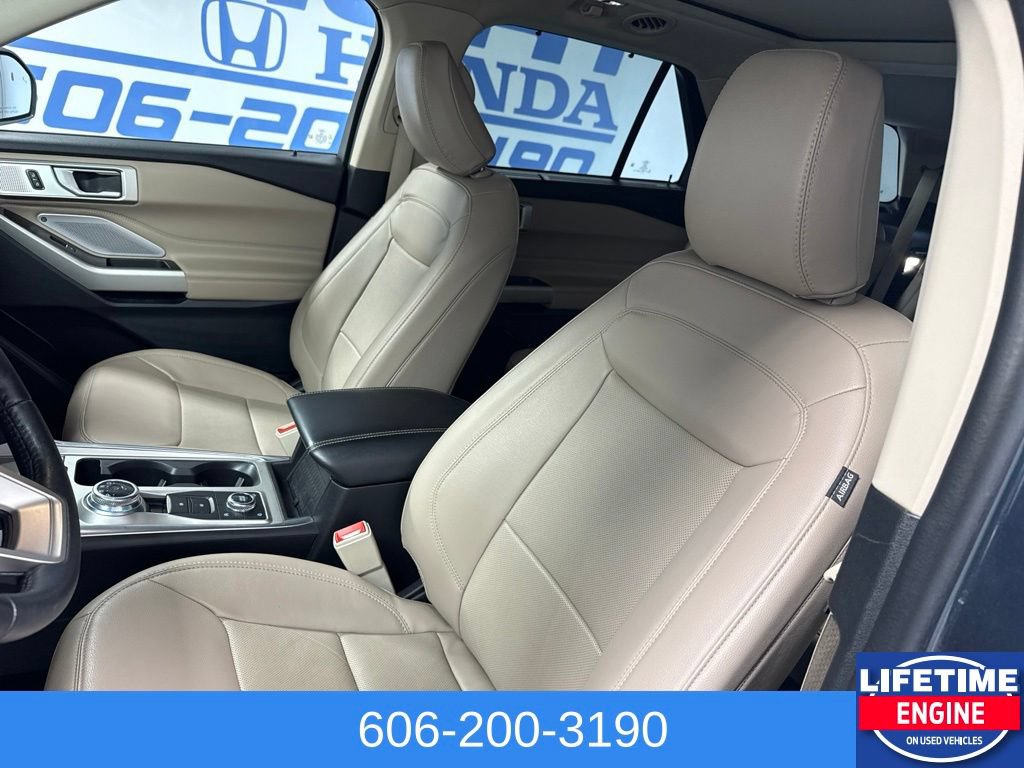 Used 2023 Ford Explorer Limited w/ Limited Technology Package AWD/4WD image 29