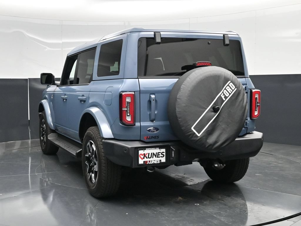 Used 2025 Ford Bronco Outer Banks AWD/4WD image 8