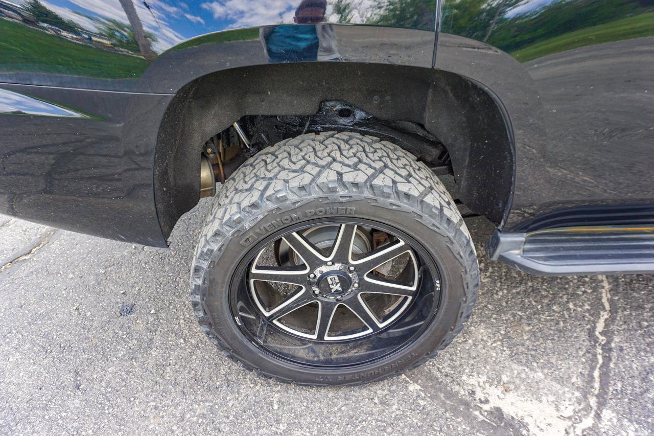 Used 2015 Chevrolet Tahoe LT AWD/4WD image 37