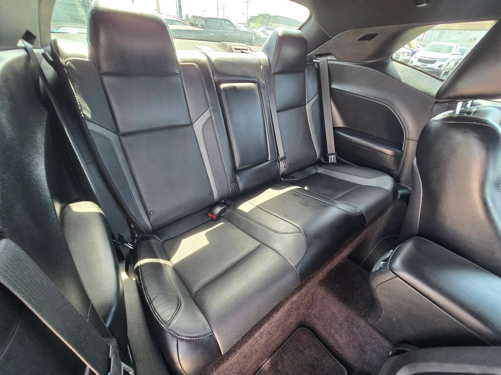 Used 2016 Dodge Challenger SXT Plus RWD image 20