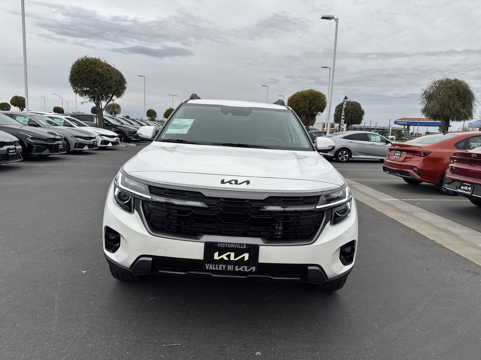 Used 2025 Kia Seltos X-Line image 3