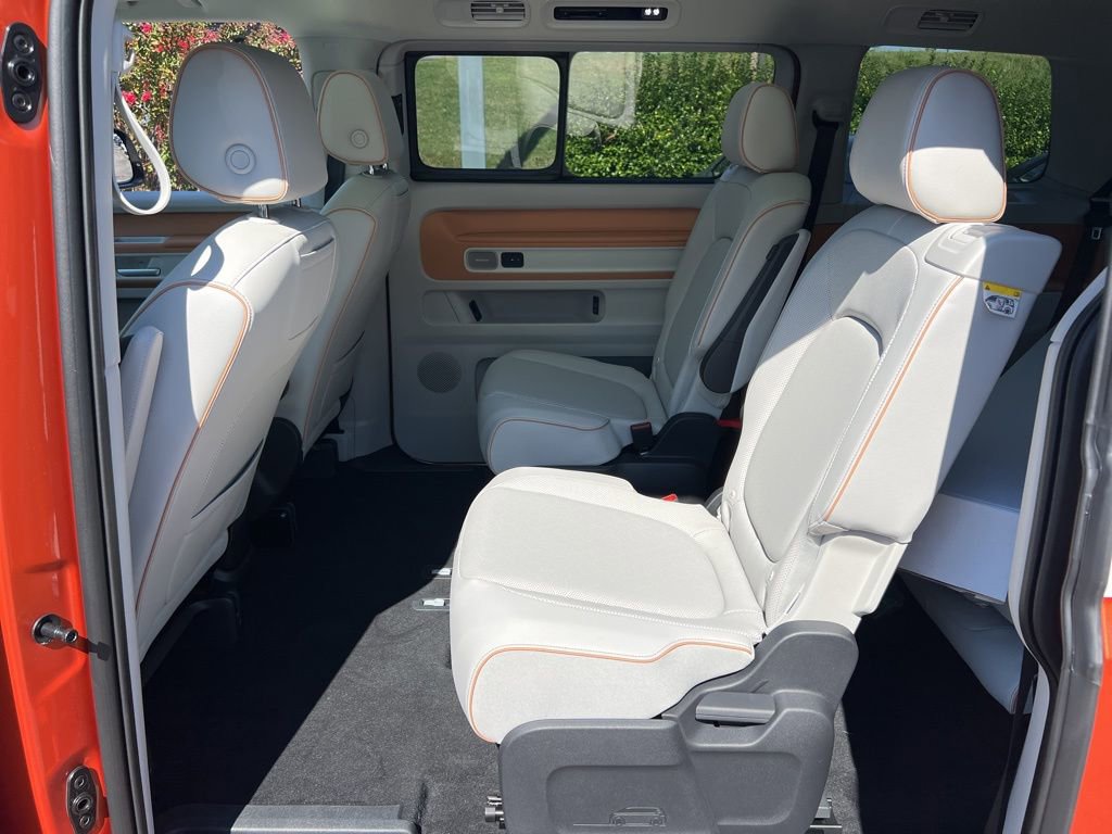 New 2025 Volkswagen ID. Buzz 1st Edition image 24