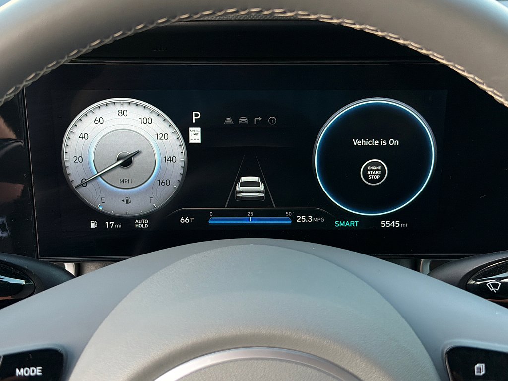 Used 2025 Hyundai Elantra SEL image 10