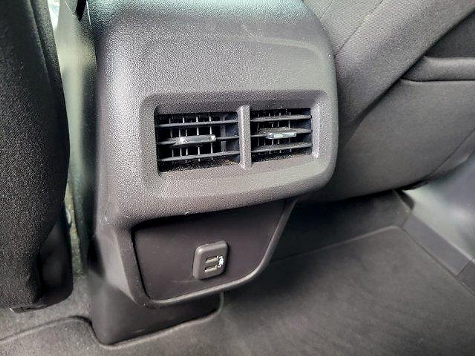 Used 2024 Chevrolet Equinox LS FWD image 18