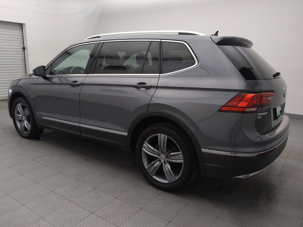 Used 2019 Volkswagen Tiguan SEL Premium image 3