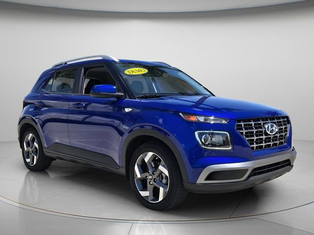 Certified 2025 Hyundai Venue SEL FWD image 9