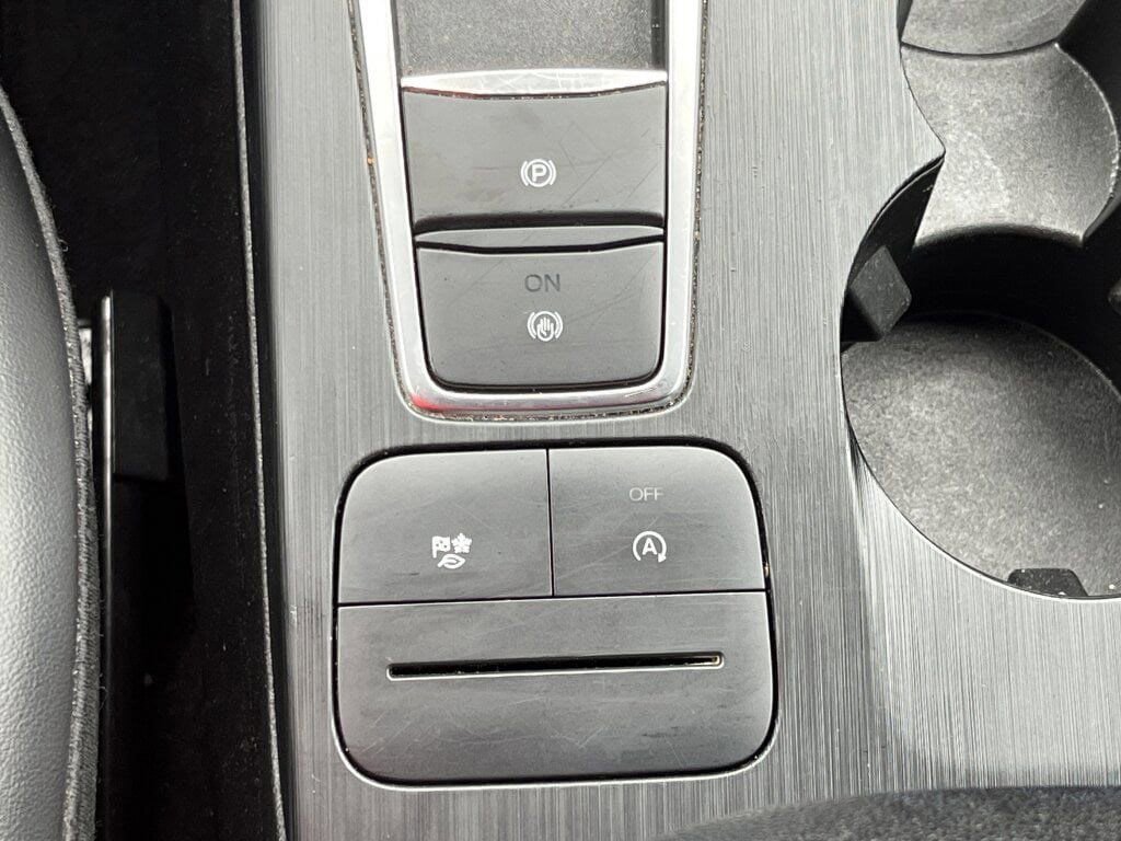 Used 2024 Ford Escape ST-Line image 8