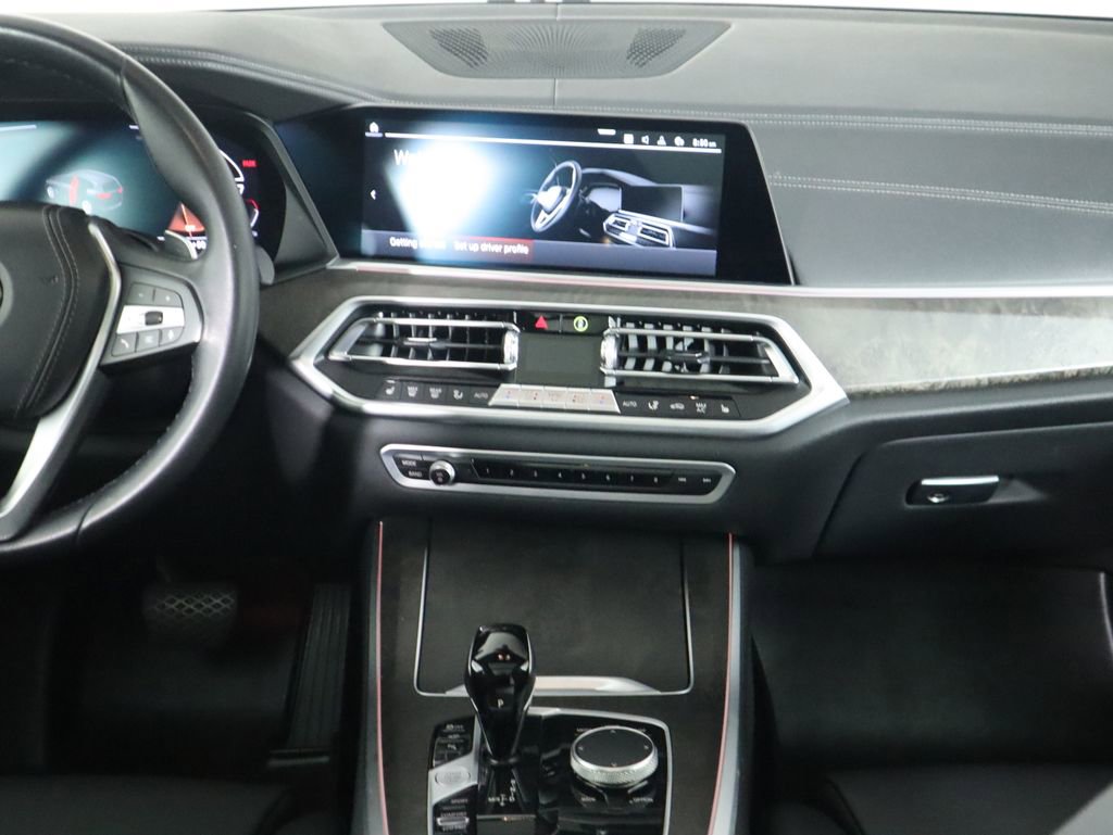 Used 2022 BMW X5 sDrive40i w/ Parking Assistance Package image 14