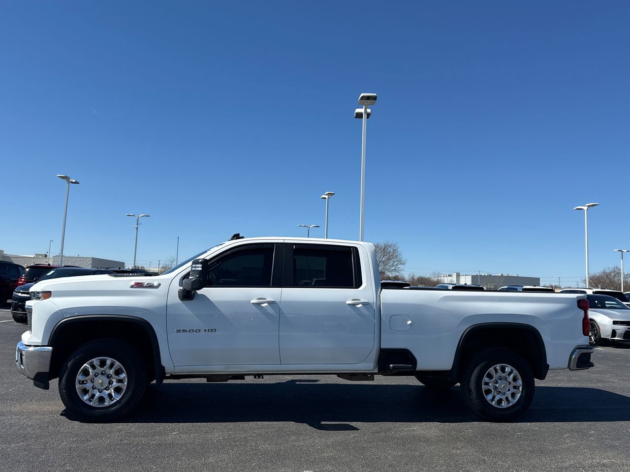 Used 2024 Chevrolet Silverado 3500 LT w/ Convenience Package image 6