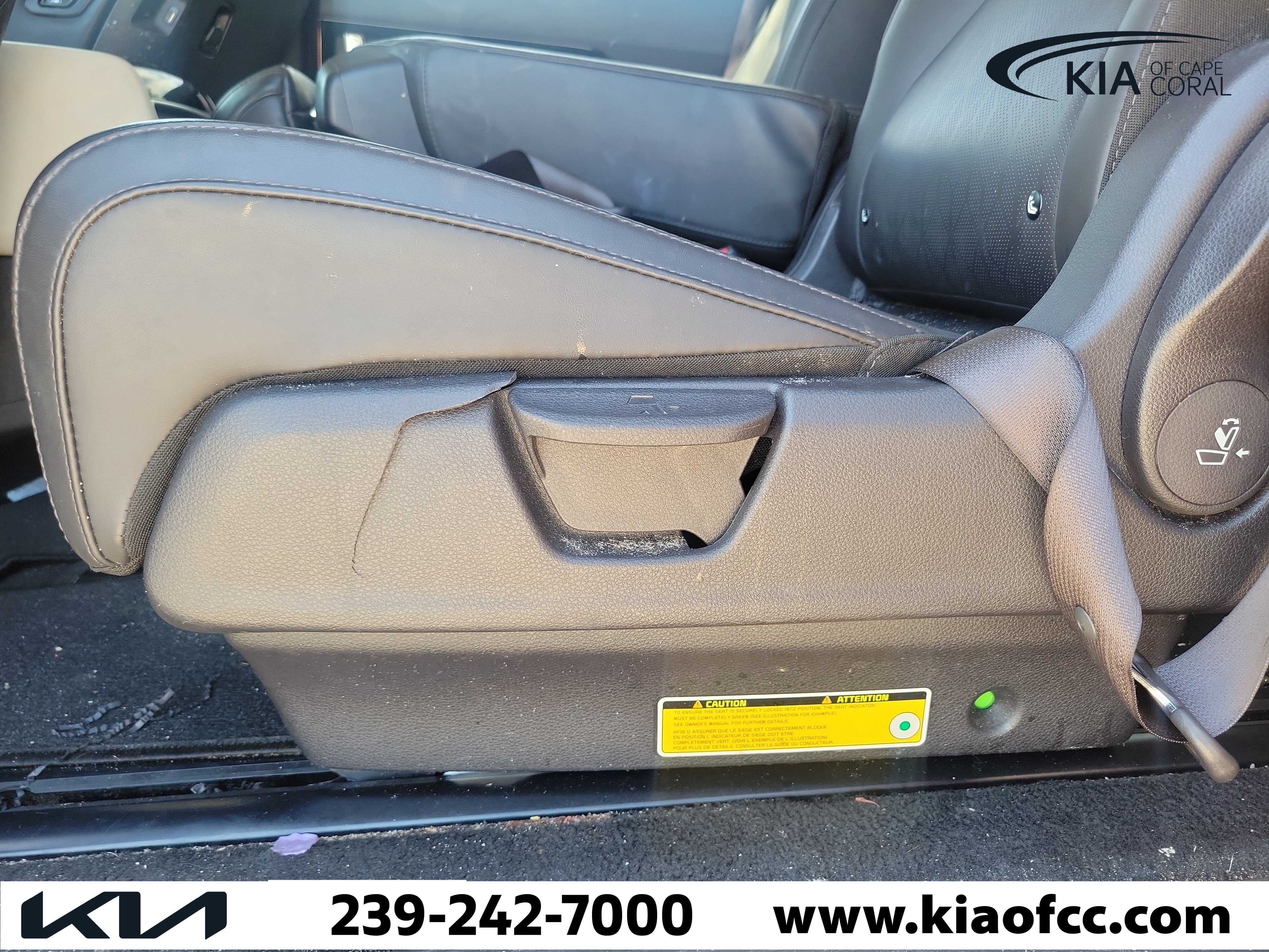 Certified 2023 Kia Carnival SX FWD image 13