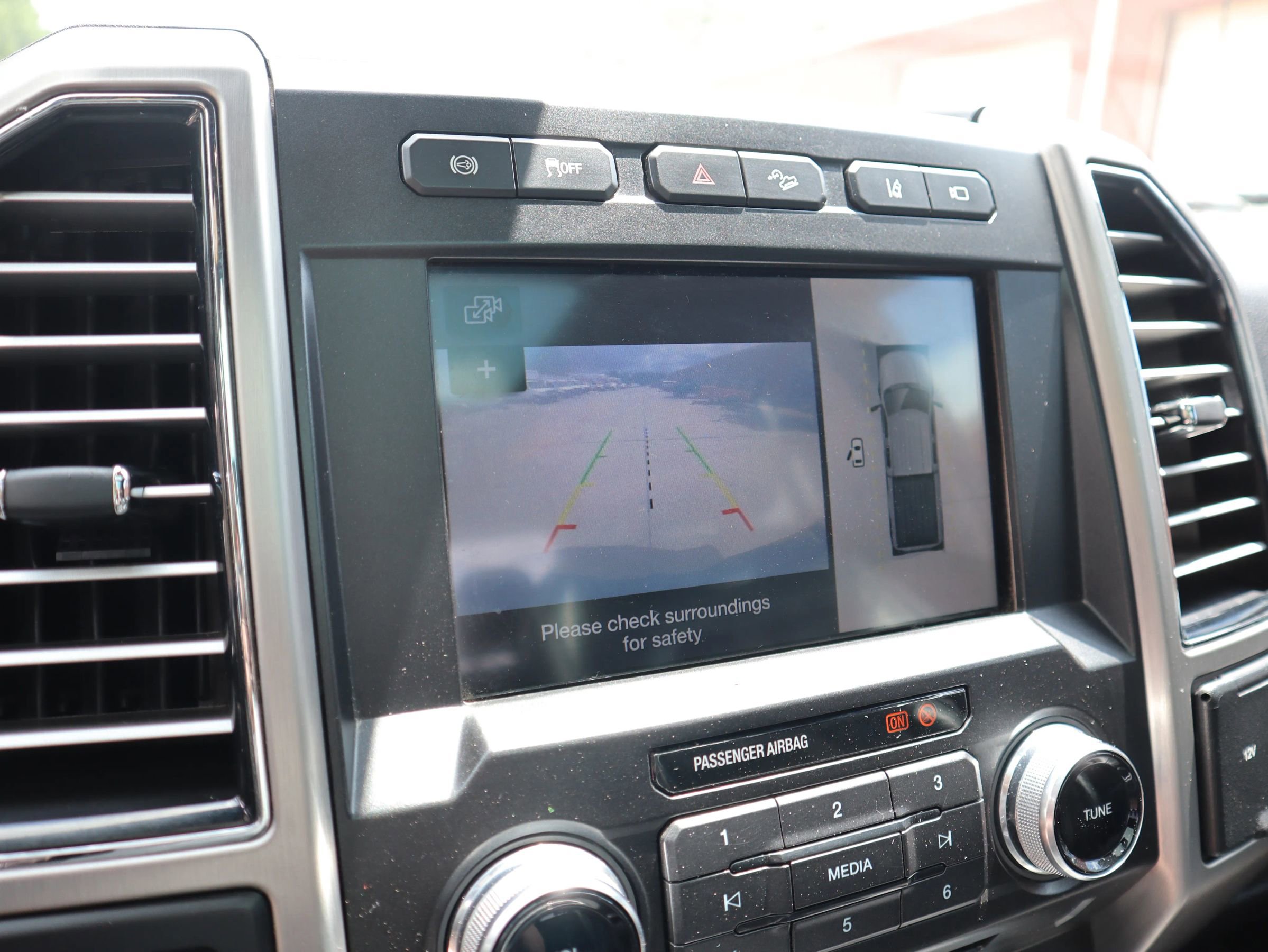 Used 2018 Ford F250 Platinum w/ Platinum Ultimate Package image 18