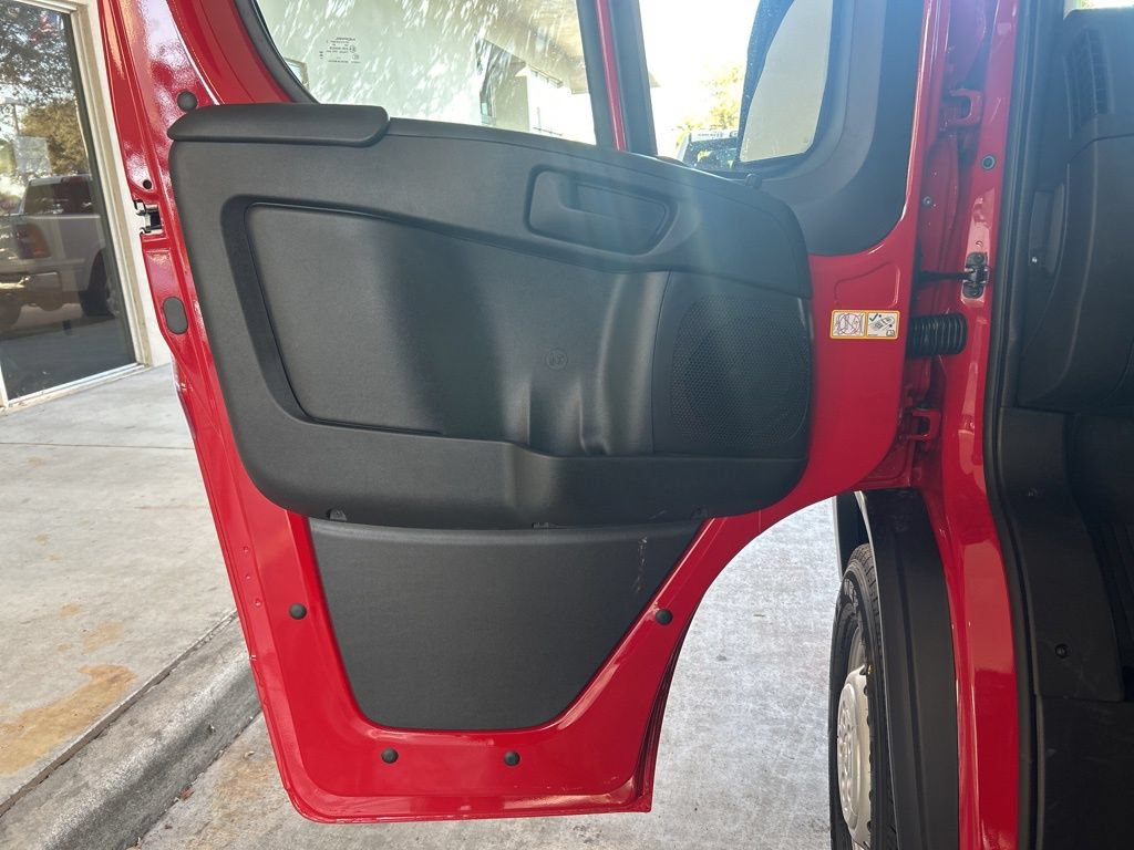 New 2026 RAM ProMaster 2500 w/ Premium Convenience Group FWD image 30
