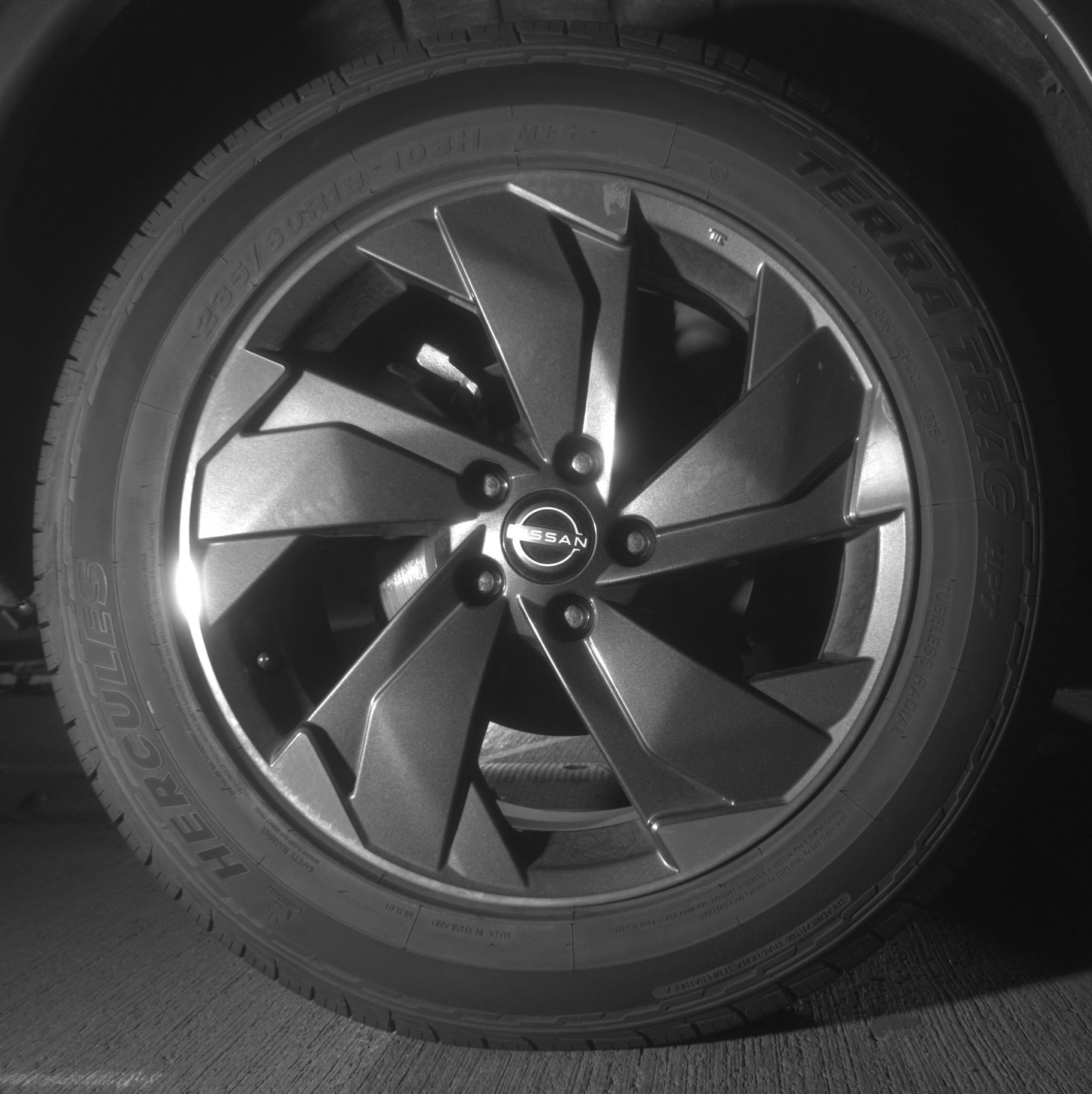 Used 2025 Nissan Rogue SV AWD/4WD image 15