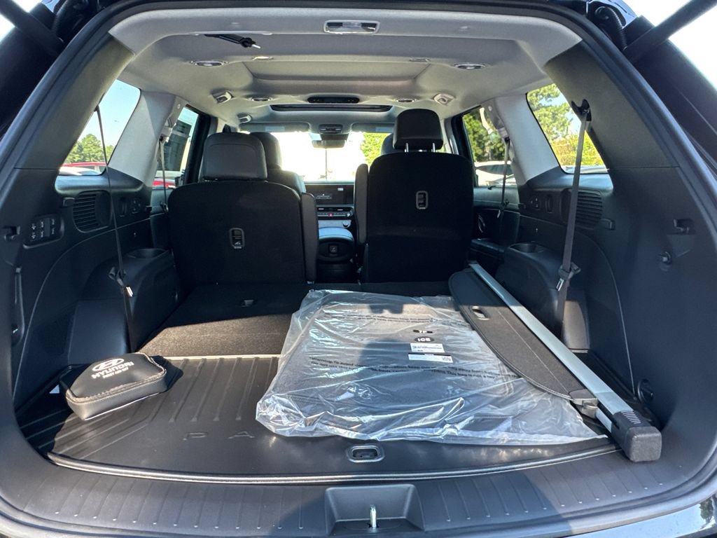 New 2026 Hyundai Palisade Limited FWD image 16
