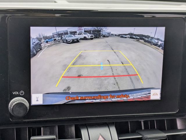 Used 2024 Toyota RAV4 SE image 18