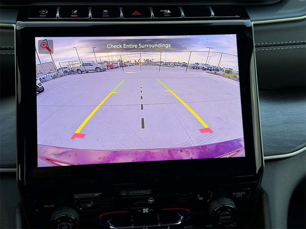 New 2025 Jeep Grand Cherokee L Limited image 21