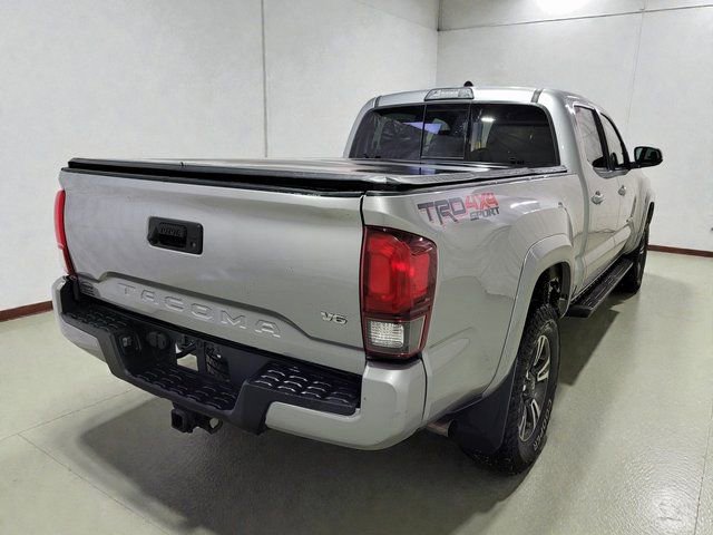 Used 2018 Toyota Tacoma TRD Sport image 23