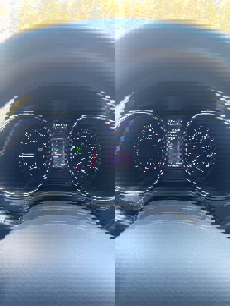 Used 2017 Hyundai Santa Fe Sport image 14