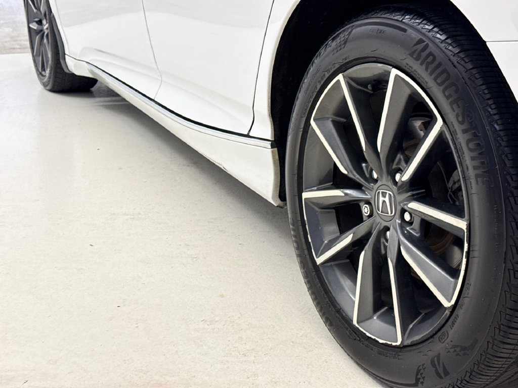 Used 2021 Honda Accord EX-L image 10