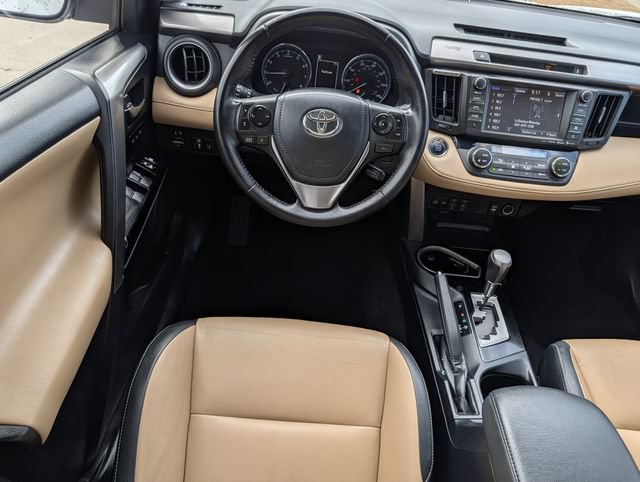 Used 2016 Toyota RAV4 Limited FWD image 11